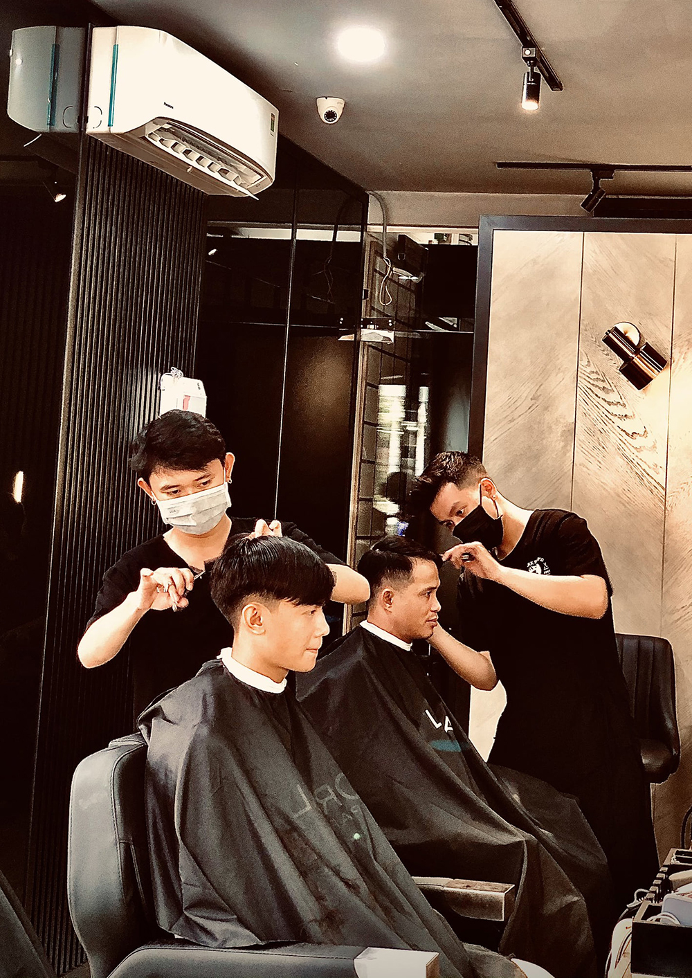 dong phuc nhan vien dark scorpio - barber shop