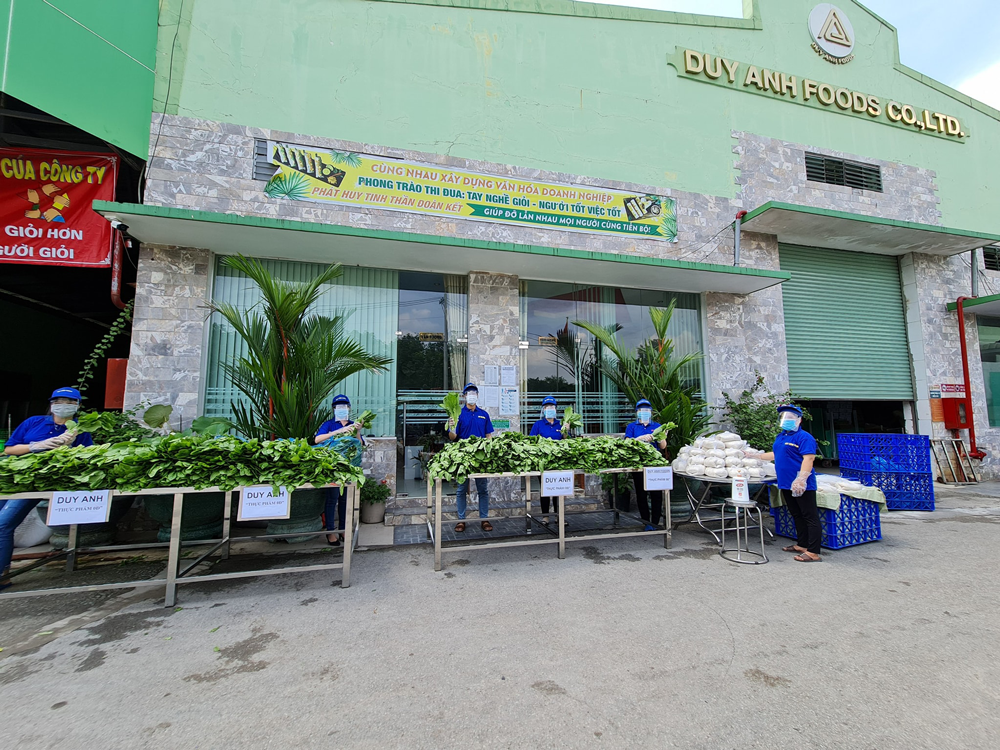 hinh anh dong phuc duy anh foods