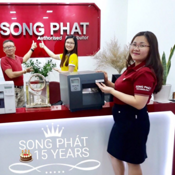 hinh anh dong phuc cong ty cong nghe song phat